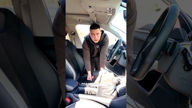 Audi Q3 - дорогая игрушка или практичный кроссовер? смотреть онлайн