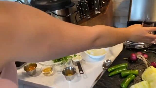 How to make Peruvian Aji sauce with fresh ingredients from the garden! смотреть онлайн