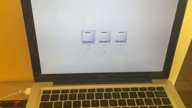 Dual Booting my MacBook with Windows 7 смотреть онлайн