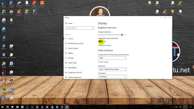 Bật tắt chế độ ban đêm trong Windows 10 giúp bảo vệ mắt смотреть онлайн
