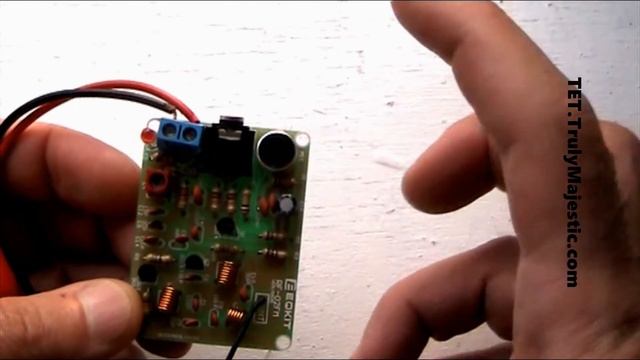Make an FM Radio Transmitter - Become a Star, Let people hear you on the Radio смотреть онлайн