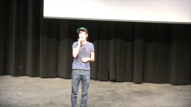 Jason Berk '13 Returns to Perform at Assembly смотреть онлайн