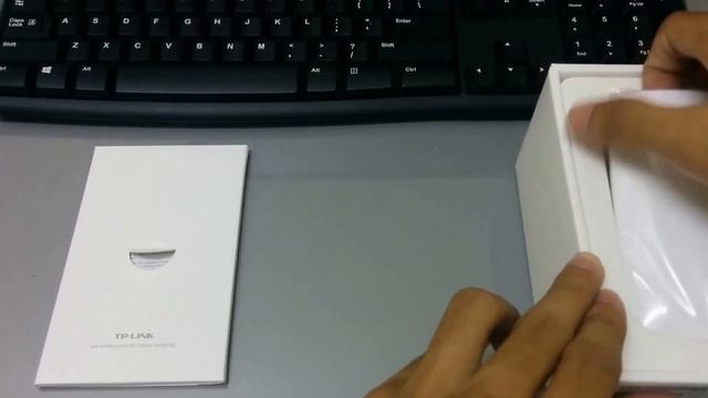 Unboxing TP-LINK TL-WA854RE Wi-Fi Range Extender смотреть онлайн