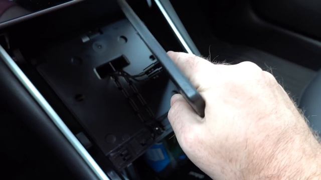New Jeda Wireless Charging Pad V2 for Tesla Model 3 смотреть онлайн