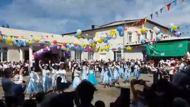 Флешмоб выпускной в 2019 год флешмоб смотреть онлайн