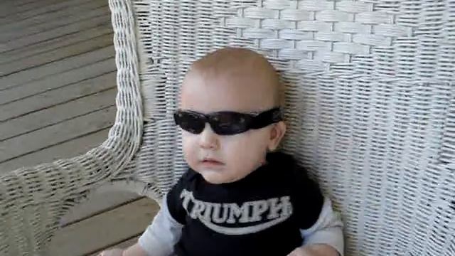 BROCK as Steve Wonder смотреть онлайн