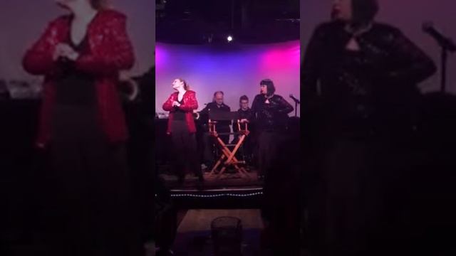 The Apple Doesn't Fall Very Far From the Tree Liza Minnelli and Chita Rivera смотреть онлайн