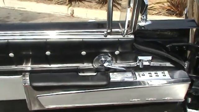 1960 Lincoln Convertible смотреть онлайн