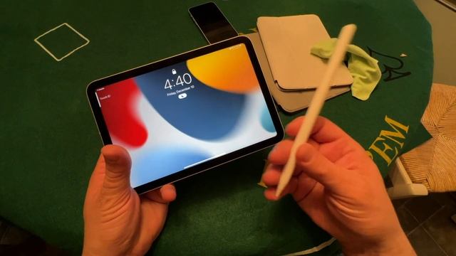 IPad Mini 6 and iPhone 13 Mini - The Real Review - Tech without the Specs - Lets Review this!!!! смотреть онлайн