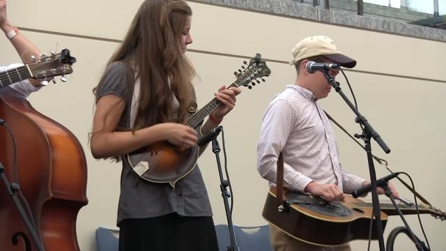 IBMA 2013 - You're My Sweet Blue Eyed Darling - Youth Workshop смотреть онлайн