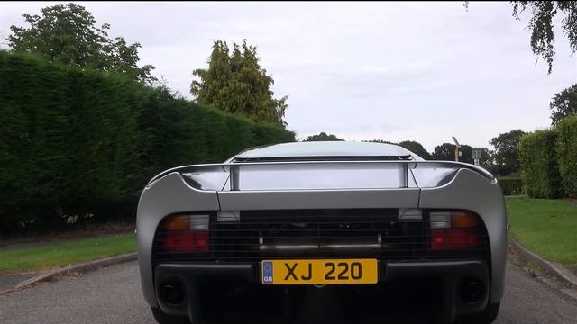 Jaguar XJ220 The first Supercar смотреть онлайн