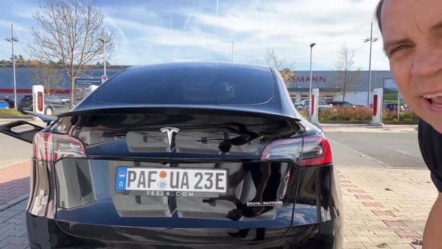 TESLA Model Y Performance - Fazit nach 40.000 km im Berliner Model Y смотреть онлайн