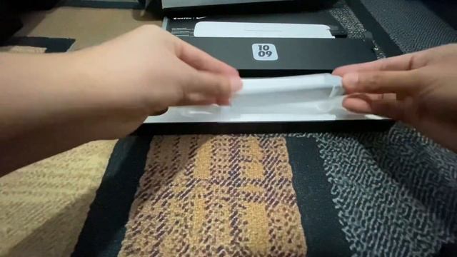 Unboxing Apple Watch Series 7 смотреть онлайн