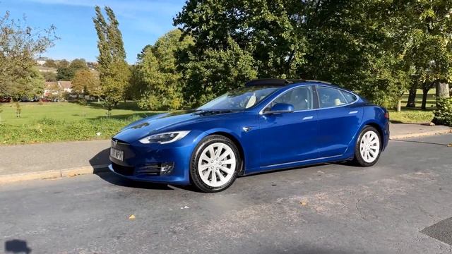 Tesla Model S 90D смотреть онлайн