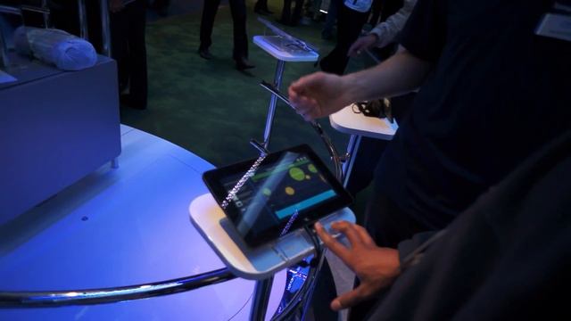 Dell Atom Z2670 powered Win8 Tablet смотреть онлайн