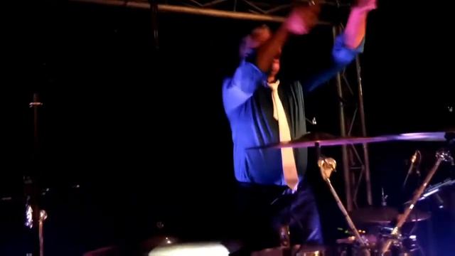 Our Last Night in The Music Room (Something Just Like This - Coldplay live band cover) смотреть онлайн