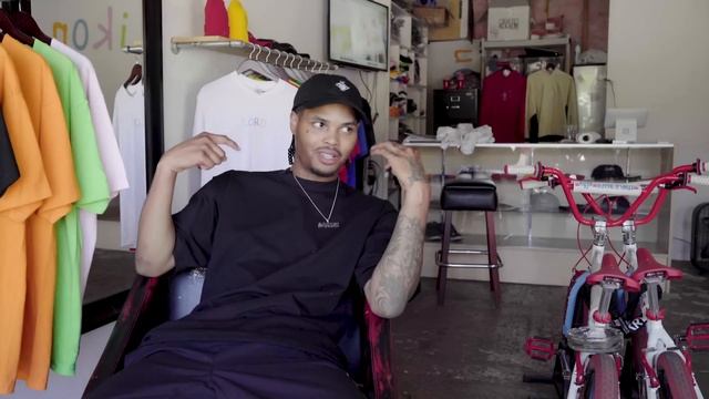 HELLBOY STORIES: NO RULES смотреть онлайн