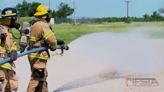 Essentials 6th Edition - Extinguish an Ignitable Liquid Fire смотреть онлайн