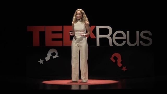 Dependencia emocional en la pareja | Silvia Congost | TEDxReus смотреть онлайн