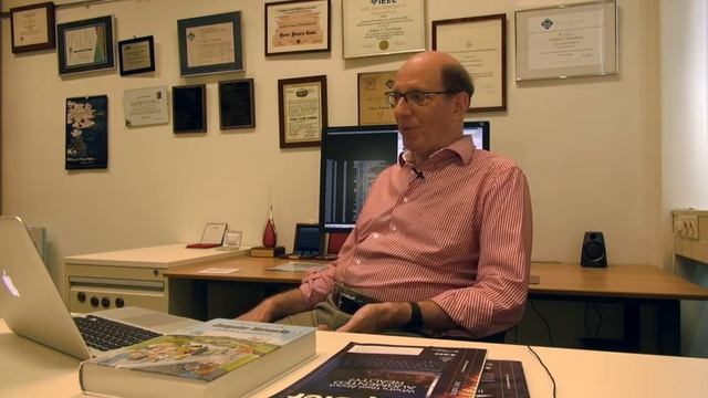 Andrew Tanenbaum: Writing the Book on Networks смотреть онлайн