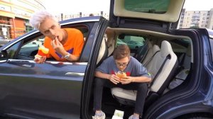 A4  24 часа В Машине ТЕСЛА Челлендж !