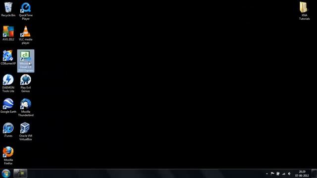 XNA Game Studio Tutorial - 3 - Installing XNA Game Studio смотреть онлайн