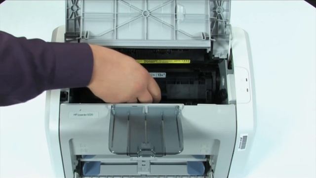 Usuwanie problemów z pobieraniem papieru — drukarka HP LaserJet 1020 смотреть онлайн