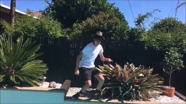 Fedora the Explorer (Official Diss Track) (prod. Hapollo Air Records) смотреть онлайн
