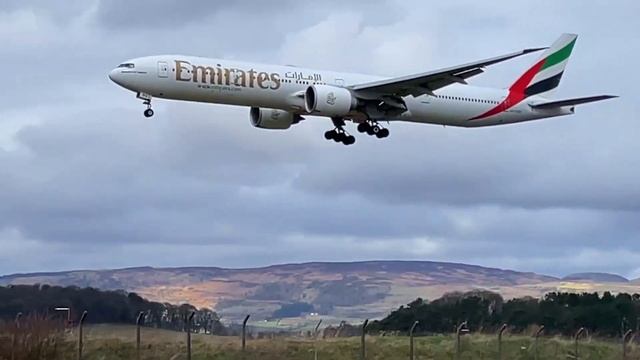 Boeing 777-31H 4K UHD | Closeup Landing & Overhead Flyby | Rolls Royce Trent 800 Engines #aviation