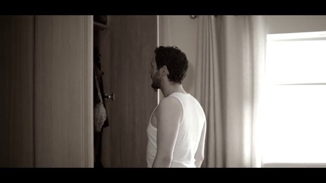 DECLAN GREENE - STAY (Official Video) смотреть онлайн