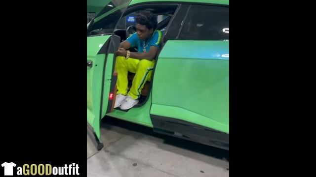 Kodak Black Shows Off His Lime Green Lamborghini Urus смотреть онлайн