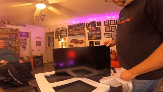 Tech and Toys EP 15 : I got my first gaming desktop смотреть онлайн