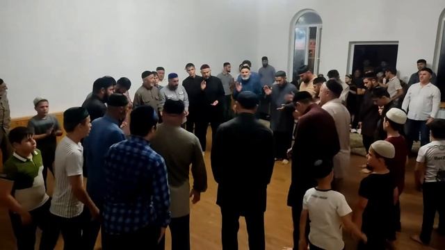 В Память о моем дорогом ОТЦЕ! Зикр Вечером 29 07 2021г смотреть онлайн