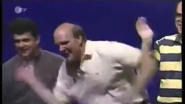 Microsoft Drop Windows 95 смотреть онлайн