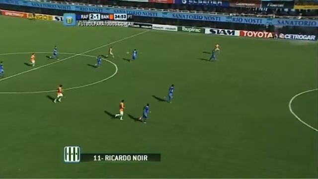 Gol de Ricardo Noir, Atlético Rafaela 2-1 Banfield смотреть онлайн