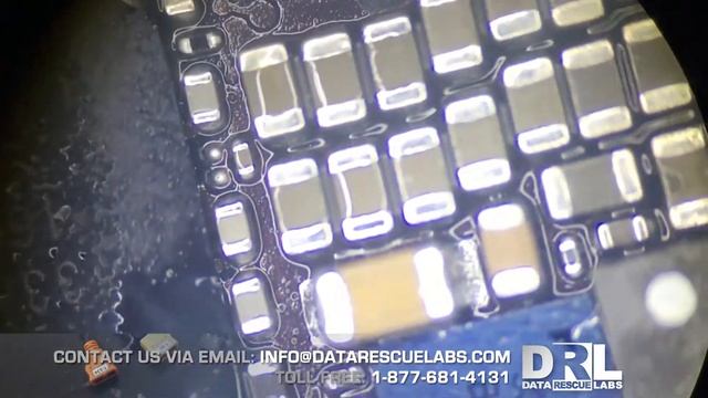 iPhone SE - Water Damage Data Recovery смотреть онлайн