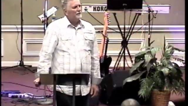 Don't Fall Out The Window смотреть онлайн