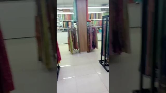 let's go to #BigBuy #50%off#reasonableprice #windowshopping #enjoyment #karachicity смотреть онлайн