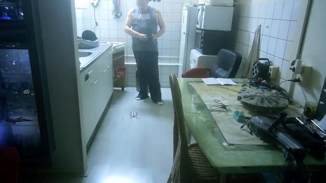 Practice and practice with the AeroQuest Minidrone смотреть онлайн