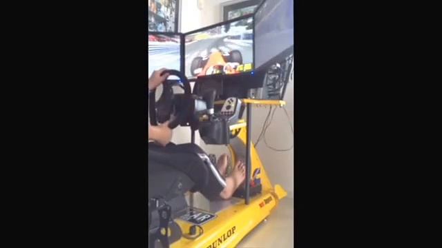 F1 Simulator at Monaco смотреть онлайн
