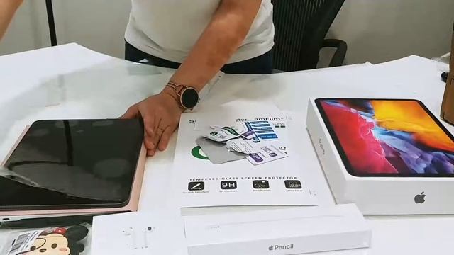 [UNBOXING] iPad Pro (4th Gen.) + Apple Pencil (2nd Gen.)+ Airpods + Screen Protector + Keyboard смотреть онлайн