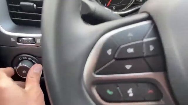 2019 Jeep Cherokee Latitude Plus 4X4 | Patriot Military Automobiles смотреть онлайн