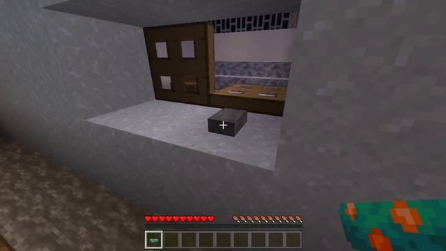 Granny 1.8: Granny Main Door Escape Minecraft Gameplay
