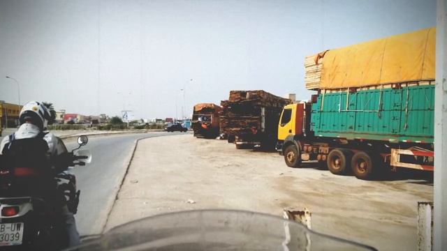 My office Window смотреть онлайн