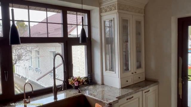 Деревянная кухня на заказ Киев смотреть онлайн