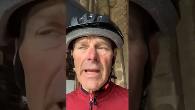 24 May - Revd John Kime in Lincoln Cathedral as part of his climate change bike ride смотреть онлайн