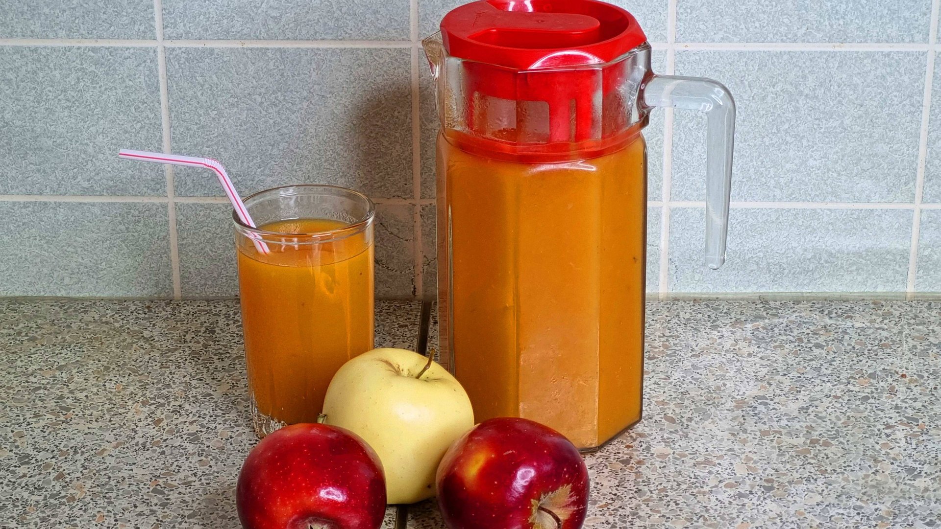 ОЧЕНЬ ВКУСНЫЙ СОК С МЯКОТЬЮ!!!ВКУСНО И ПОЛЕЗНО!!! смотреть онлайн