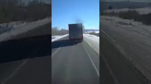 водятель ITECO в гонки переиграл.... #контейнеровоз смотреть онлайн