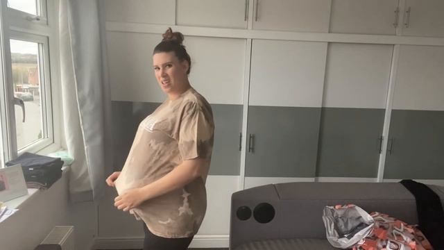 MINI BOO HOO HAUL | MATERNITY FASHION | LIZZYRICHARDS