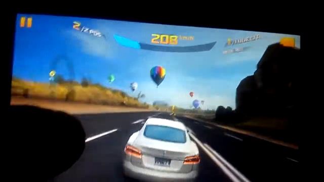 Asphalt 8 en Nokia Lumia 520 смотреть онлайн